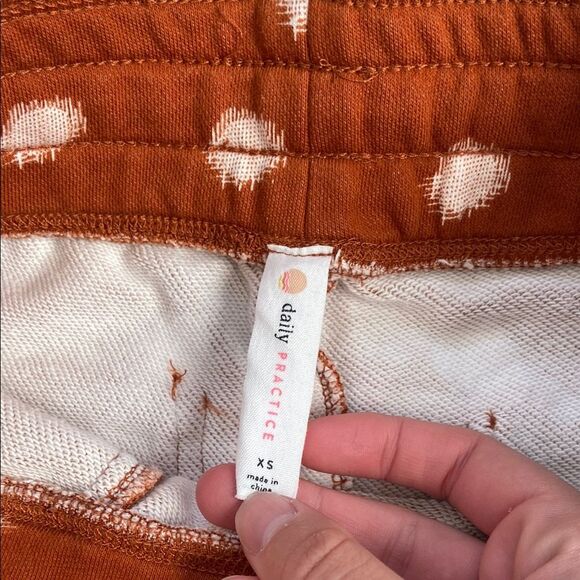 Anthropologie Daily Practice Joggers - Picture 5 of 11